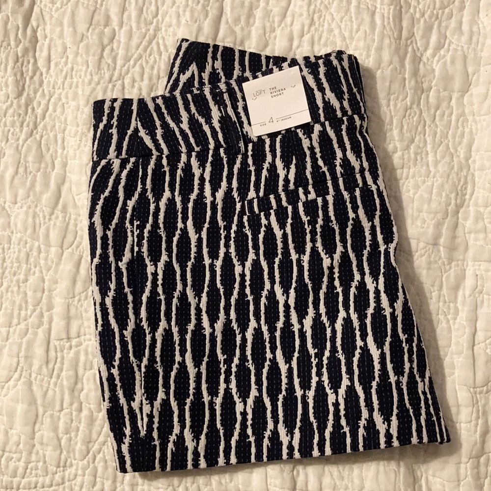 “Riviera Fit” by LOFT shorts. Size 4